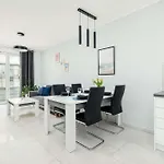 Unique In With Parking, Sauna And Gym By Renters דירה *