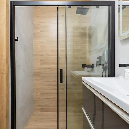 דירה Unique In With Parking, Sauna And Gym By Renters