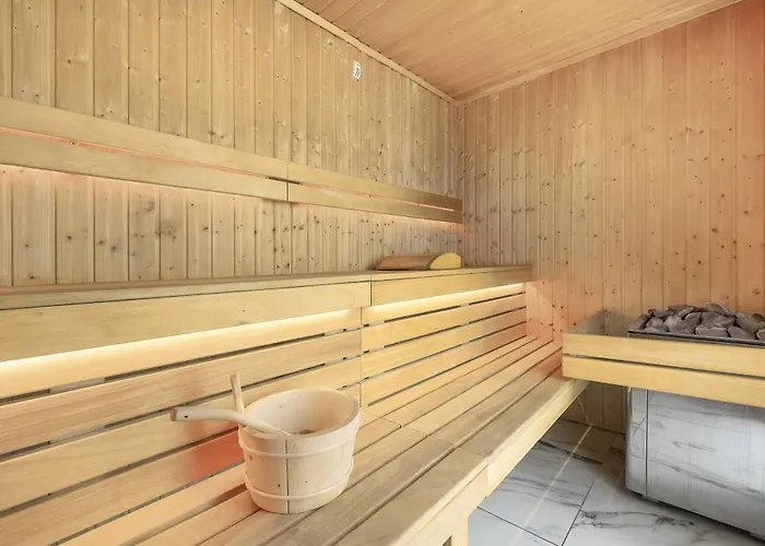 Unique In With Parking, Sauna And Gym By Renters *